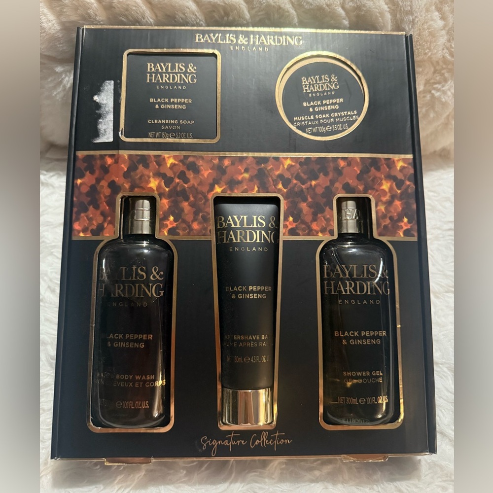 Black Pepper & Ginseng Bath Set - Black